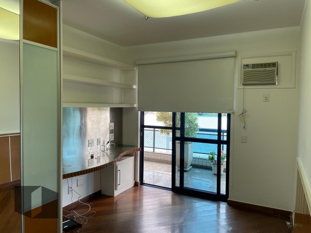 Apartamento à venda com 3 quartos, 163m² - Foto 12