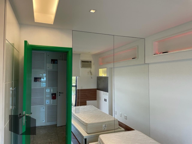 Apartamento à venda com 3 quartos, 163m² - Foto 15