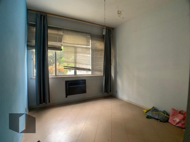 Apartamento à venda com 4 quartos, 167m² - Foto 8