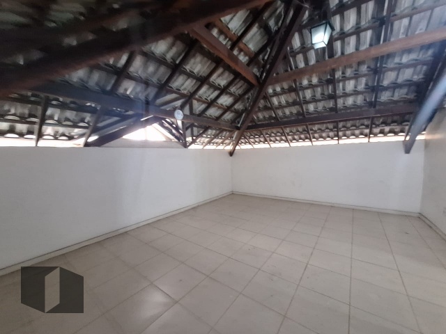 Casa à venda com 3 quartos, 254m² - Foto 27