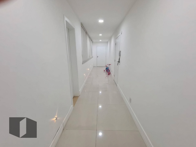 Apartamento à venda com 4 quartos, 270m² - Foto 5