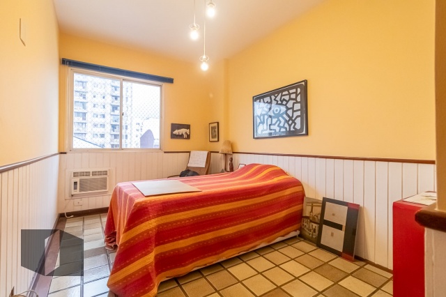 Apartamento à venda com 3 quartos, 137m² - Foto 13