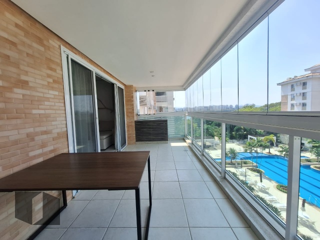 Apartamento à venda com 3 quartos, 107m² - Foto 10