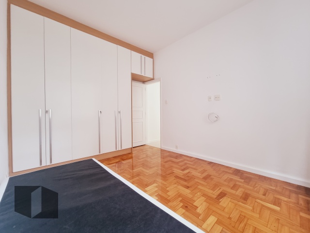 Apartamento à venda com 3 quartos, 211m² - Foto 16