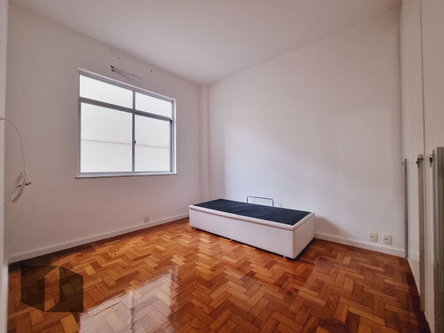 Apartamento à venda com 3 quartos, 211m² - Foto 17