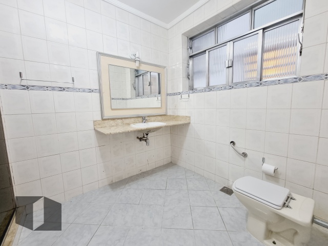 Apartamento à venda com 3 quartos, 211m² - Foto 18