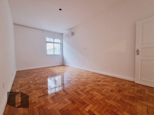 Apartamento à venda com 3 quartos, 211m² - Foto 21