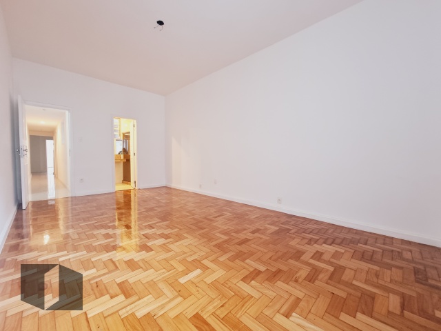 Apartamento à venda com 3 quartos, 211m² - Foto 23