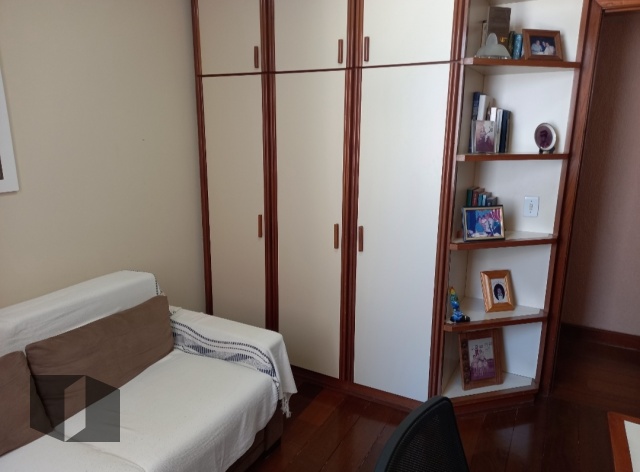 Apartamento à venda com 4 quartos, 153m² - Foto 17