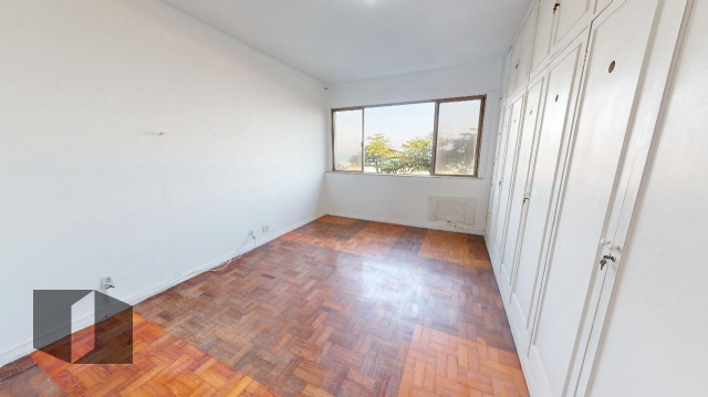 Apartamento à venda com 3 quartos, 220m² - Foto 15