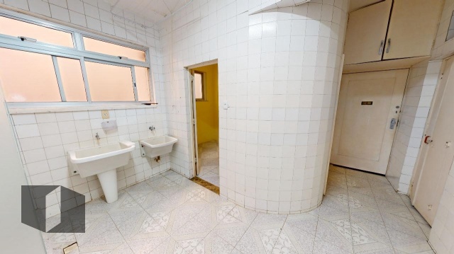 Apartamento à venda com 3 quartos, 220m² - Foto 19