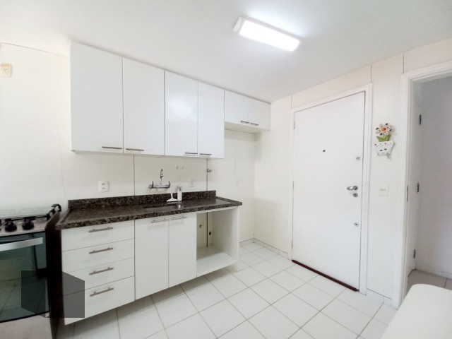 Apartamento à venda com 3 quartos, 112m² - Foto 25