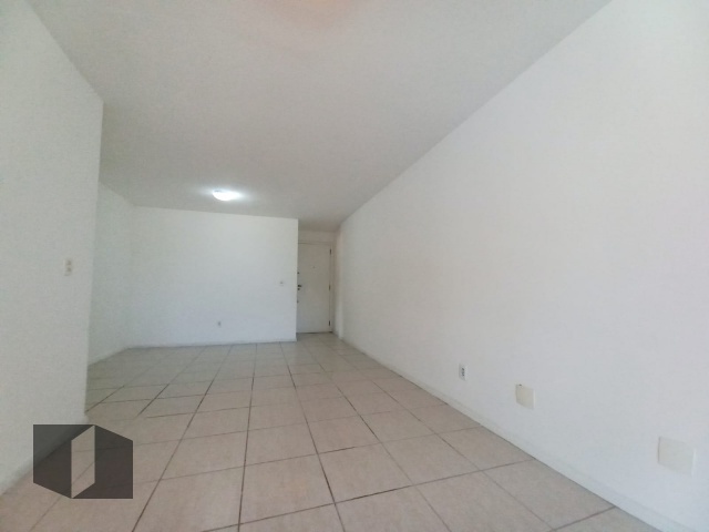 Apartamento à venda com 3 quartos, 112m² - Foto 8