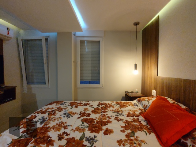 Apartamento à venda com 4 quartos, 214m² - Foto 12