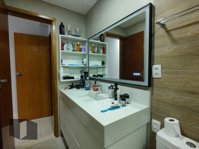 Apartamento à venda com 4 quartos, 214m² - Foto 31