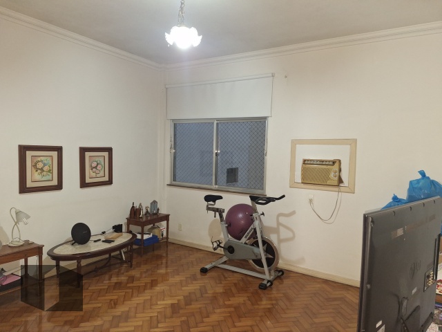 Apartamento para alugar com 3 quartos, 146m² - Foto 18