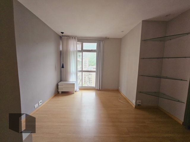 Apartamento à venda com 4 quartos, 166m² - Foto 4