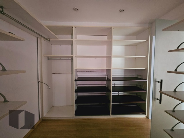 Apartamento à venda com 4 quartos, 166m² - Foto 5