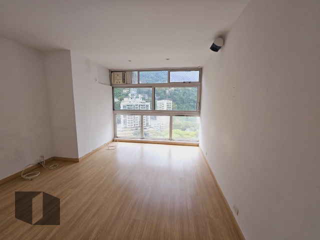 Apartamento à venda com 4 quartos, 166m² - Foto 12