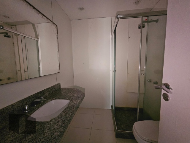 Apartamento à venda com 4 quartos, 166m² - Foto 13