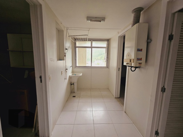 Apartamento à venda com 4 quartos, 166m² - Foto 18