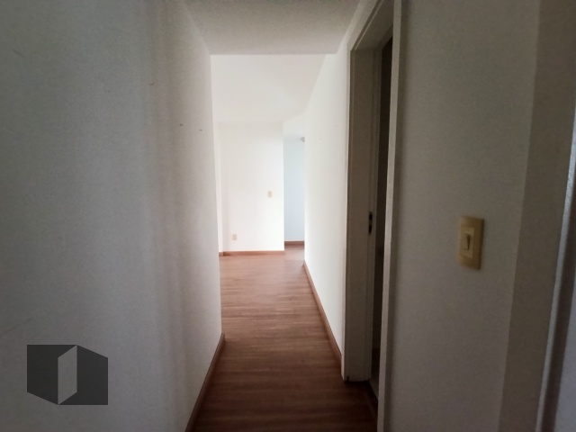 Apartamento à venda com 3 quartos, 127m² - Foto 12