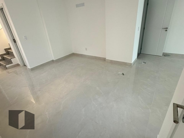 Cobertura à venda com 3 quartos, 180m² - Foto 3