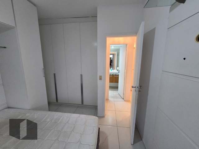 Apartamento à venda com 1 quarto, 50m² - Foto 6