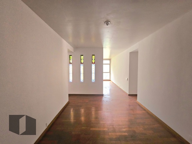 Apartamento para alugar com 4 quartos, 166m² - Foto 1