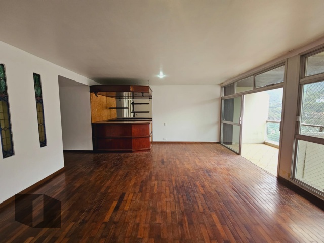 Apartamento para alugar com 4 quartos, 166m² - Foto 4