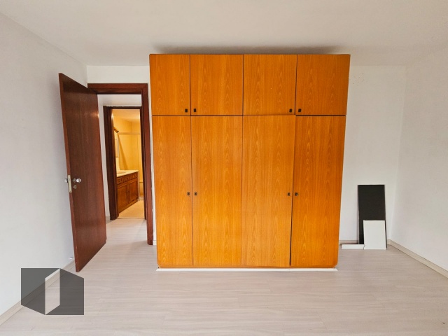 Apartamento para alugar com 4 quartos, 166m² - Foto 13