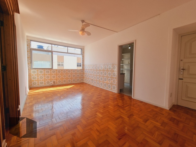 Apartamento à venda com 3 quartos, 82m² - Foto 2