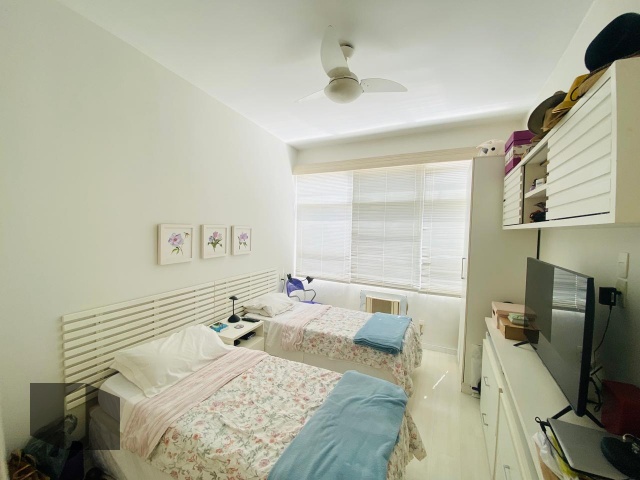 Apartamento à venda com 3 quartos, 105m² - Foto 7