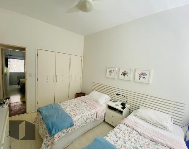 Apartamento à venda com 3 quartos, 105m² - Foto 8