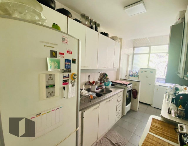 Apartamento à venda com 3 quartos, 105m² - Foto 12