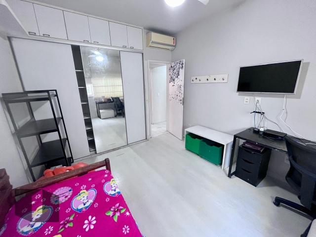 Apartamento à venda com 4 quartos, 155m² - Foto 10