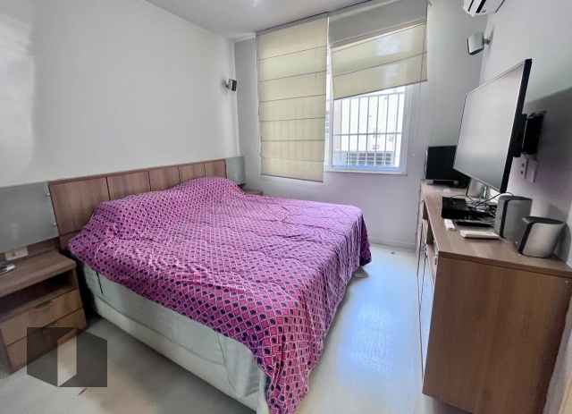 Apartamento à venda com 4 quartos, 155m² - Foto 7