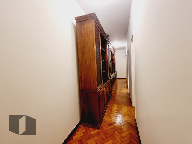 Apartamento à venda com 4 quartos, 210m² - Foto 9