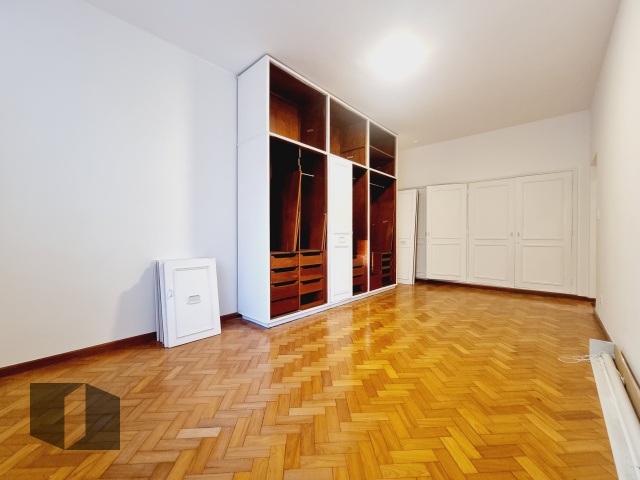 Apartamento à venda com 4 quartos, 210m² - Foto 19