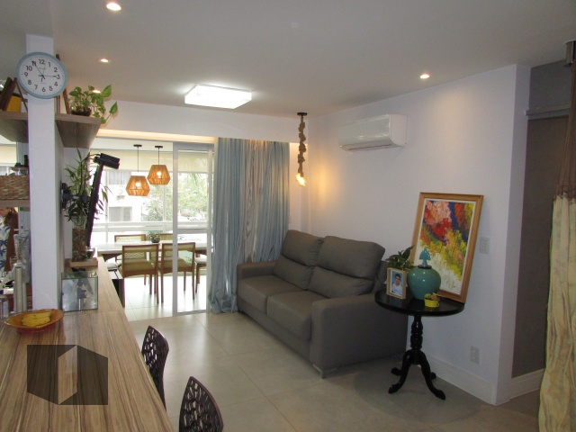 Apartamento à venda com 3 quartos, 96m² - Foto 3