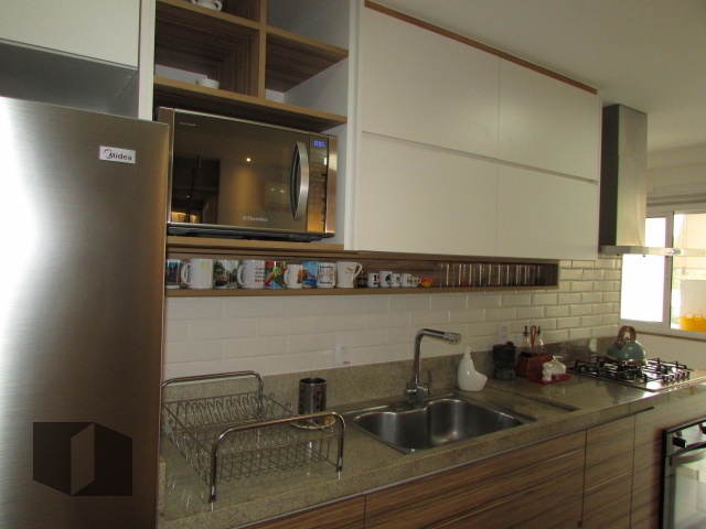 Apartamento à venda com 3 quartos, 96m² - Foto 15