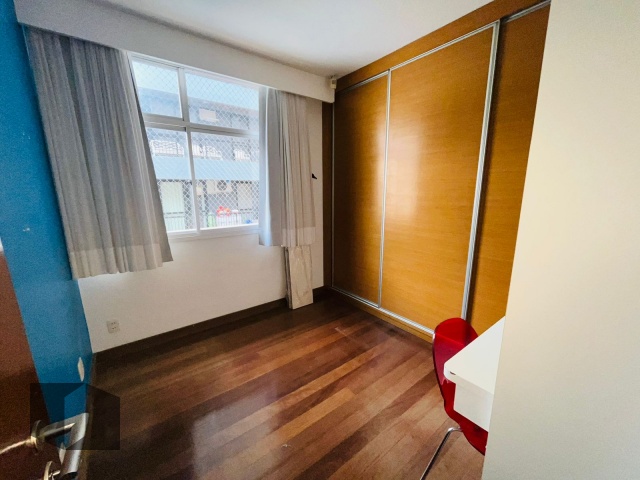 Apartamento à venda com 4 quartos, 130m² - Foto 12