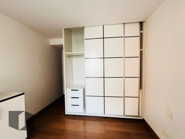 Apartamento à venda com 4 quartos, 130m² - Foto 21