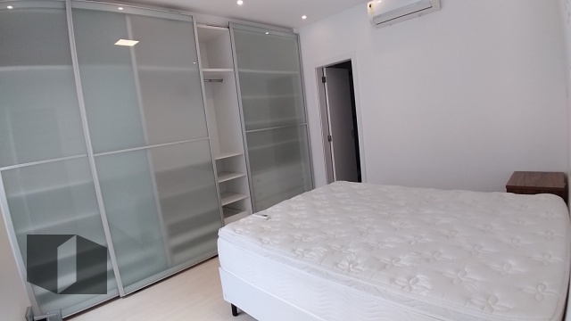 Apartamento para alugar com 4 quartos, 170m² - Foto 9