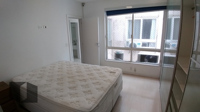 Apartamento para alugar com 4 quartos, 170m² - Foto 13