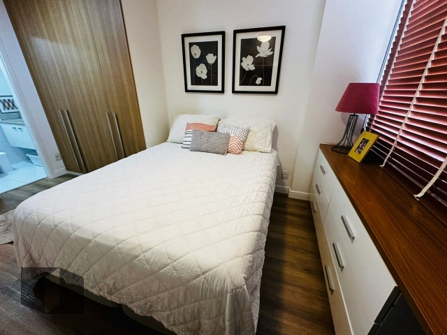 Apartamento à venda com 2 quartos, 69m² - Foto 9