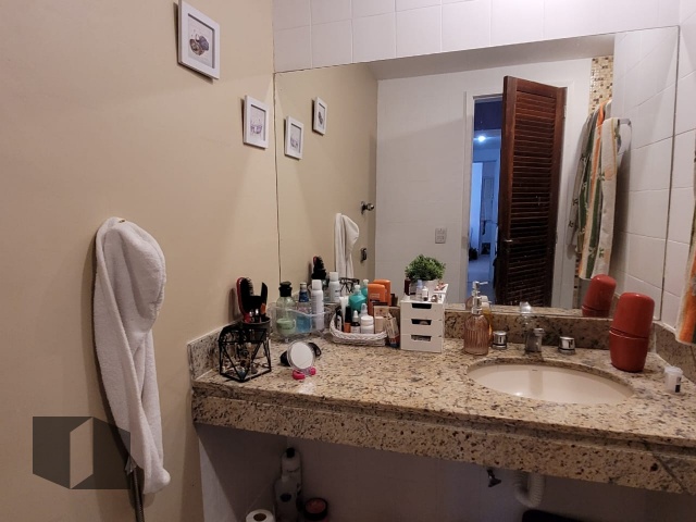 Apartamento à venda com 2 quartos, 83m² - Foto 10