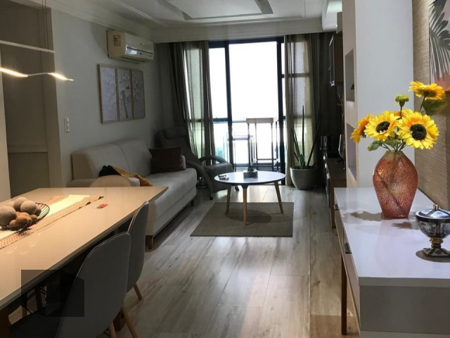 Apartamento à venda com 3 quartos, 85m² - Foto 3