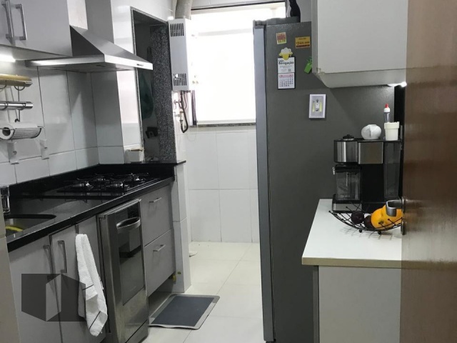 Apartamento à venda com 3 quartos, 85m² - Foto 13