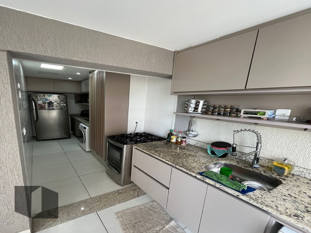 Apartamento à venda com 3 quartos, 83m² - Foto 16